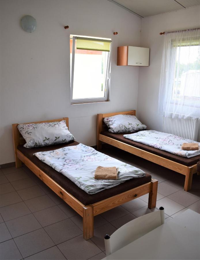 Marina Tynec N. L. - Kemp Týnec nad Labem Kültér fotó