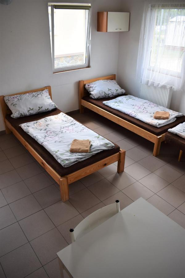 Marina Tynec N. L. - Kemp Týnec nad Labem Kültér fotó